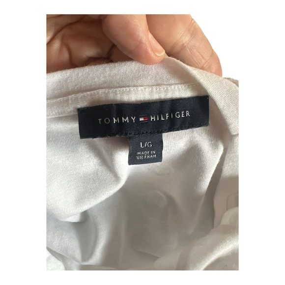 Tommy Hilfiger Women’s Pleated-Shoulder Heart-Texture Top — Size L — White - Picture 10 of 11